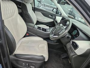 Hyundai Santa Fe 4WD Executive Plus 5DR Auto - Image 4