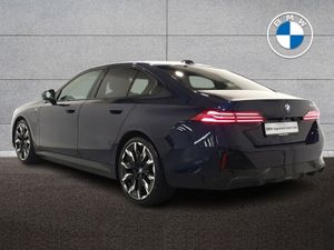 BMW 5 Series 530e M Sport Saloon - Image 3