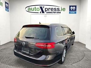 Volkswagen Passat 2.0 TDI Automatic  Reversing Ca - Image 3