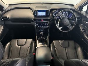 Hyundai Santa Fe 4WD Executive Plus 5DR - Image 3