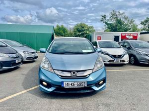 HONDA FIT SHUTTLE 2014 /1.3, HYBRID/ - Image 2