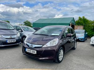 HONDA FIT 2013 /1.3, HYBRID/ - Image 3