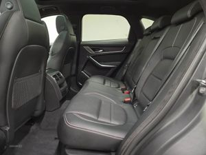 Jaguar F- PACE 2.0 D200 R-dynamic Black 5dr Auto - Image 4
