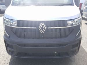 Renault Master Silver 130bhp mwb Start Choice - Image 2
