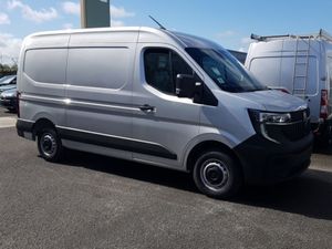 Renault Master Silver 130bhp mwb Start Choice - Image 3