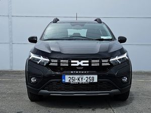 Dacia Sandero Stepway Stepway Expression 1.0 L 90 - Image 2