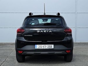 Dacia Sandero Stepway Stepway Expression 1.0 L 90 - Image 4