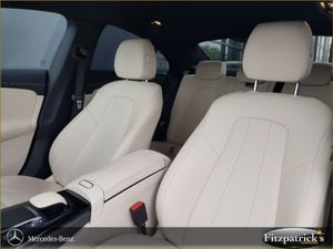Mercedes-Benz CLA Cla200d Coup A/T Style - Image 4