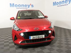 Hyundai i10 Automatic Deluxe 1.0l Petrol Hatchback - Image 2