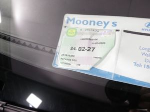 Hyundai i10 Automatic Deluxe 1.0l Petrol Hatchback - Image 4