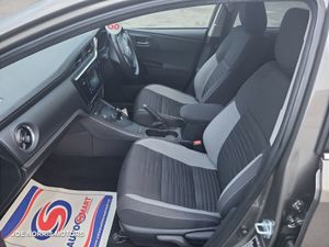 Toyota Auris Hybrid Sol Automatic - Image 4