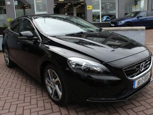 VOLVO V40 SE LUXURY 5DR AUTOMATIC DIESEL - Image 2