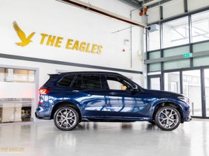 BMW X5 XDRIVE45E 4DR AUTO - Image 4