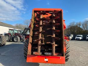 K-Two 14 Tonne Rear Discharge Muckspreader - Image 4