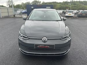 2022 (222) Volkswagen Golf Life 2.0 TDI -New Alloy - Image 3