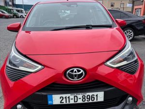 2021 Toyota Aygo 1.0 VVT-i x-play Smatphone - Image 3