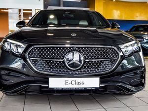 Mercedes-Benz E-Class E300de AMG Plus 328bhp Phev - Image 4