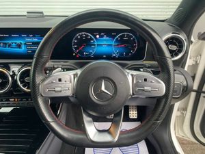 Mercedes-Benz A-Class A200d AMG-LINE PREMIUM + // - Image 4