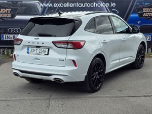 Ford Kuga 2023 ST-LINE X HIGH SPEC. LOW KM! - Image 4