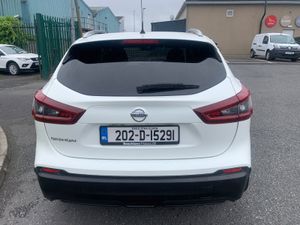 NISSAN QASHQAI 1.5 DSL SE COMMERCIAL - Image 4