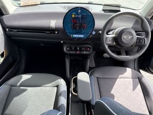 MINI HATCH Cooper SE - Image 4