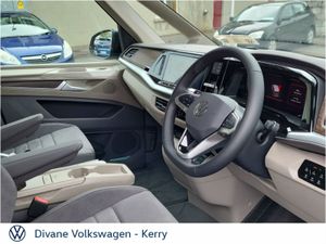 Volkswagen Multivan Style Phev 240HP A6A LOH - Image 4