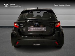 Toyota Yaris Hybrid Luna - Image 4