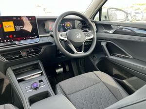Volkswagen Tayron Edition 75 2.0tdi 150HP Auto - Image 3