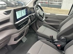 Volkswagen Transporter Trendline LWB 2.0tdi 170HP - Image 3