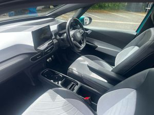 Volkswagen ID.3 Tech 58kwh 145HP - Image 3