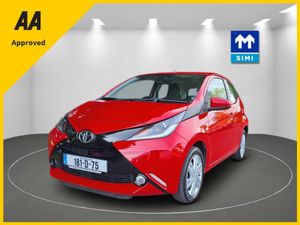 Toyota AYGO 1.0 X-play//reverse Camera//alloy Whe - Image 2