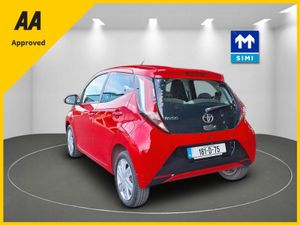 Toyota AYGO 1.0 X-play//reverse Camera//alloy Whe - Image 4