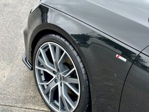 2016 AUDI A4 S LINE BLACK EDITION  SPEC 2.0 TDI 19 - Image 4