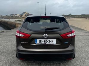 Nissan QASHQAI 1.5 DSL SV Safety PK 4DR - Image 4