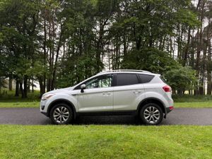 Ford Kuga 2011 Diesel Commercial - Image 3
