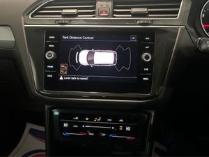 Volkswagen Tiguan SE 2.0 TDI Manual 6speed FWD 5 - Image 4