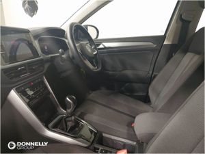 Volkswagen T-Roc 1.5 TSI Life 5dr - Image 2