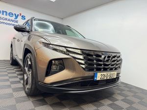 Hyundai Tucson 2WD Executive Plus HEV Auto  Low M - Image 4