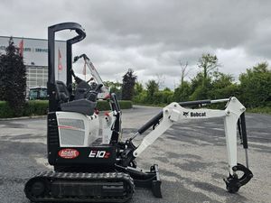 2022 Bobcat E10z Micro Digger w/ 985 hrs - Image 2