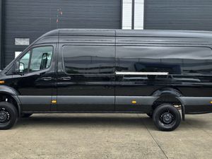 4x4 Sprinter 319 LWB Select Automatic - Image 4