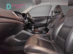 Hyundai Tucson EXECUTIVE - Image 3