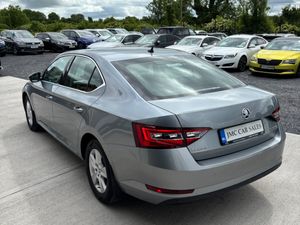 Skoda Superb 2016 - Image 4