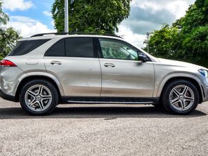 Mercedes-Benz GLE-Class 350de AMG 4matic Night Pa - Image 3