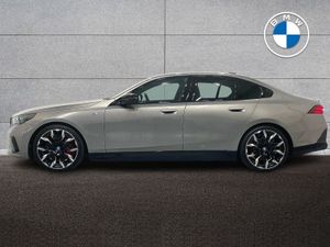 BMW i5 M60 Xdrive Saloon - Image 4
