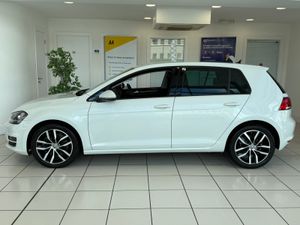2017 VW Golf 1.4TSI HIGHLINE AUTO 59,000KMS AS NEW - Image 3