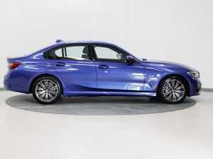 *118* 2022 BMW 3-Series 2.0 m-sport - Image 3