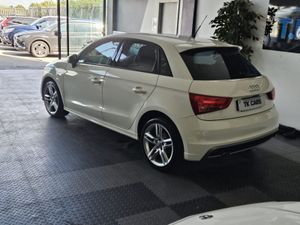 15 AUDI A1 SPORTBACK S-LINE 1.6 DIESEL - Image 4