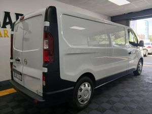 Opel Vivaro 1.6CDTI Lwb New Cvrt Test Taxed Warra - Image 4