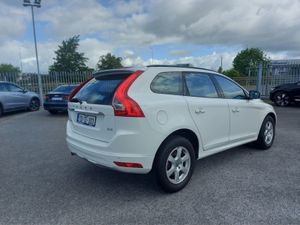 Volvo XC60 D4 FWD ES 5DR - Image 4