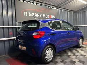 2023 Hyundai i10 Classic 1.0 Manual Low KMS - Image 3